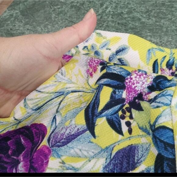 Torrid Plus Size 3 3x Yellow Purple Floral Textured Flowy Circle Skirt Pockets! - Picture 5 of 10